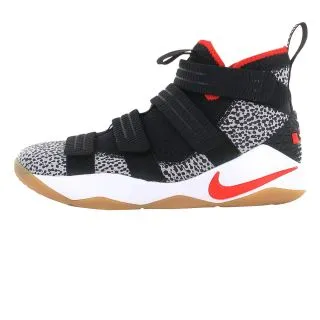 Nike LEBRON SOLDIER XI SFG 
