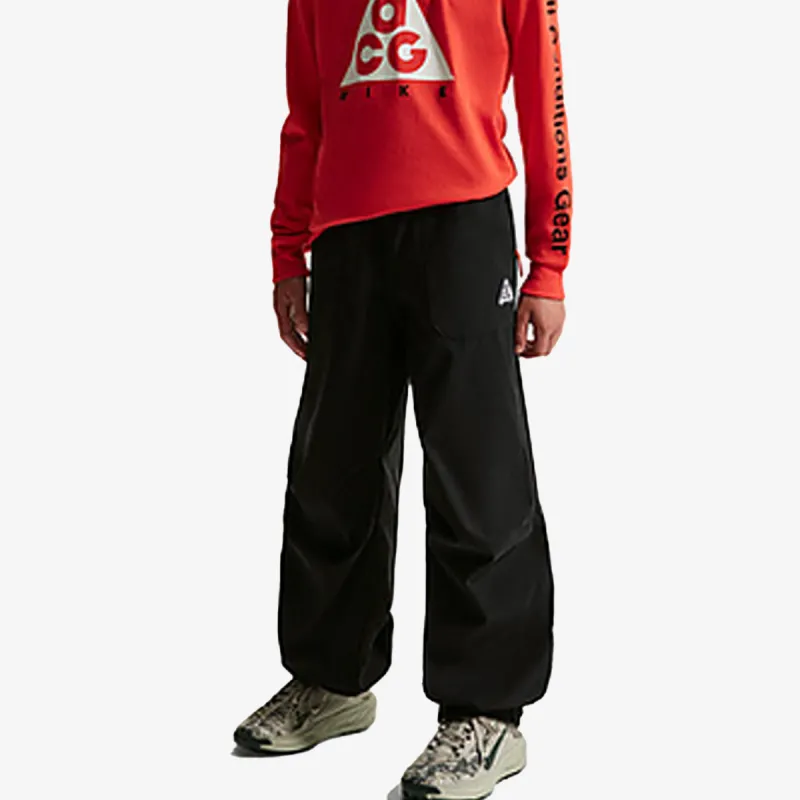 Nike ACG 