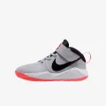Nike TEAM HUSTLE D 9 PS 