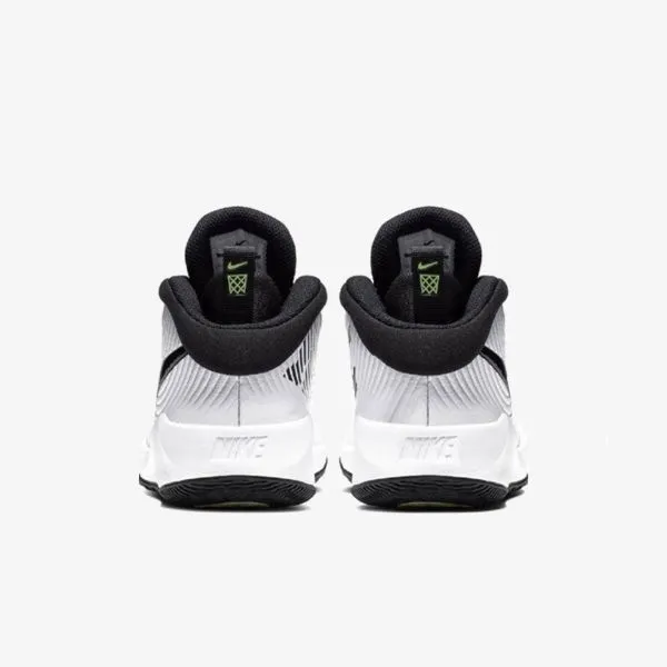 Nike TEAM HUSTLE D 9 (PS) 