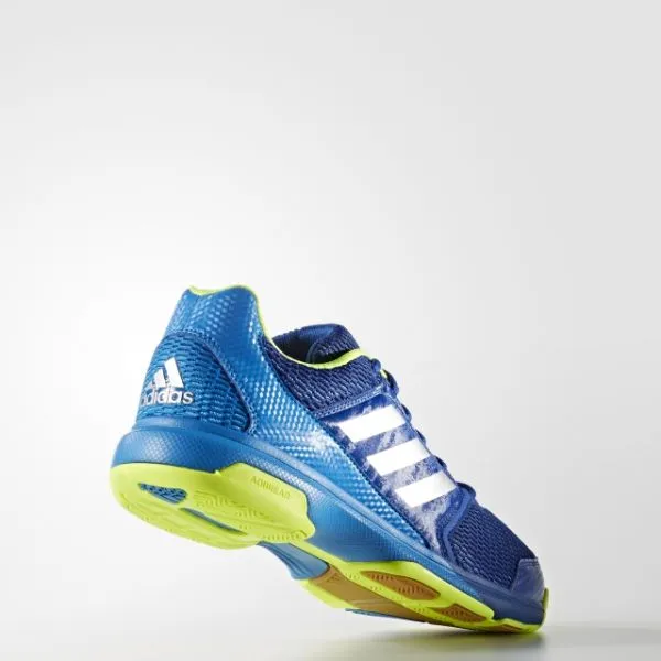 adidas MULTIDO ESSENCE 