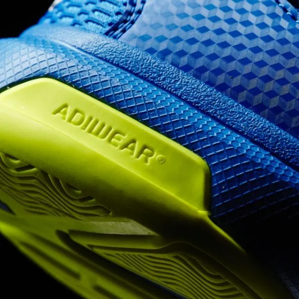 adidas MULTIDO ESSENCE 