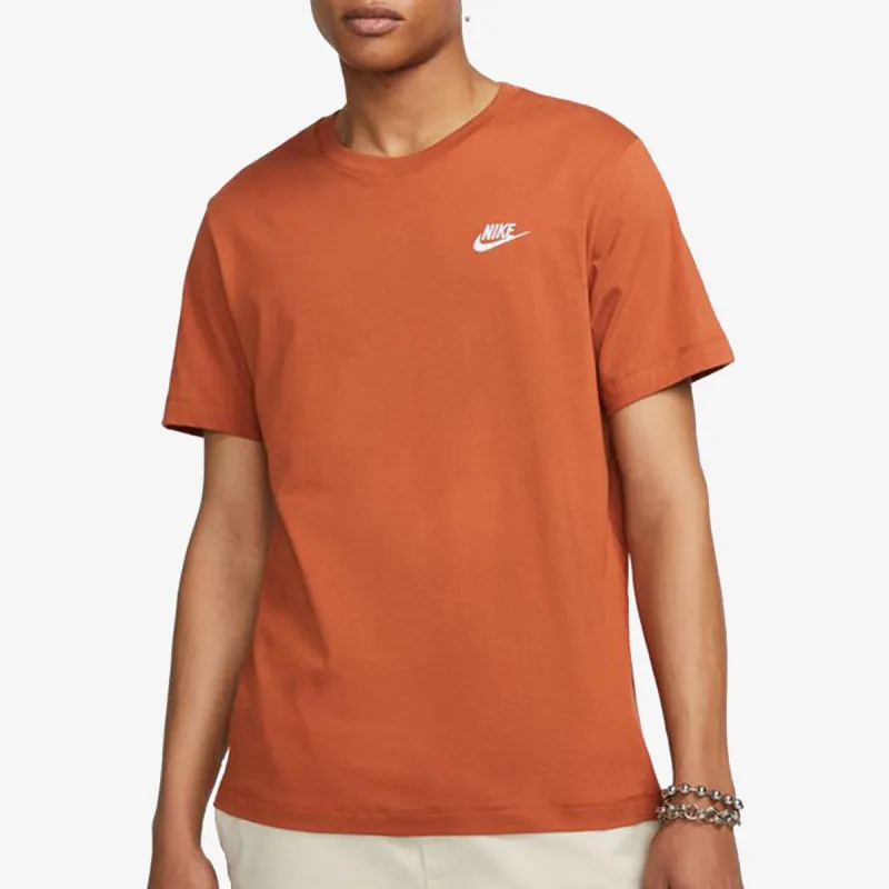 Nike Sportswear Club 