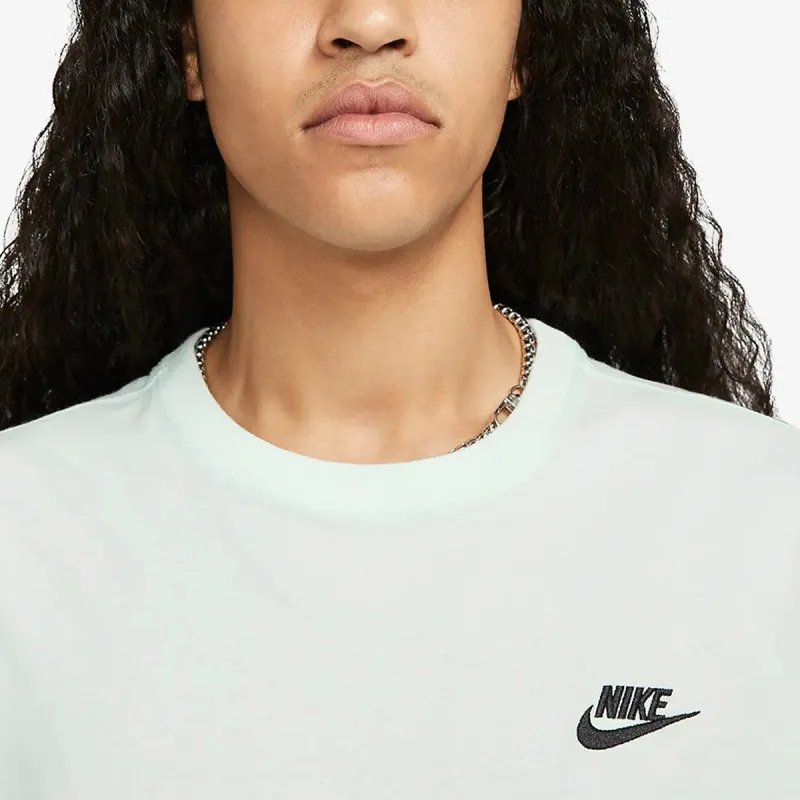 Nike Sportswear Club 