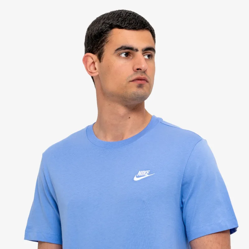 Nike Sportswear Club 