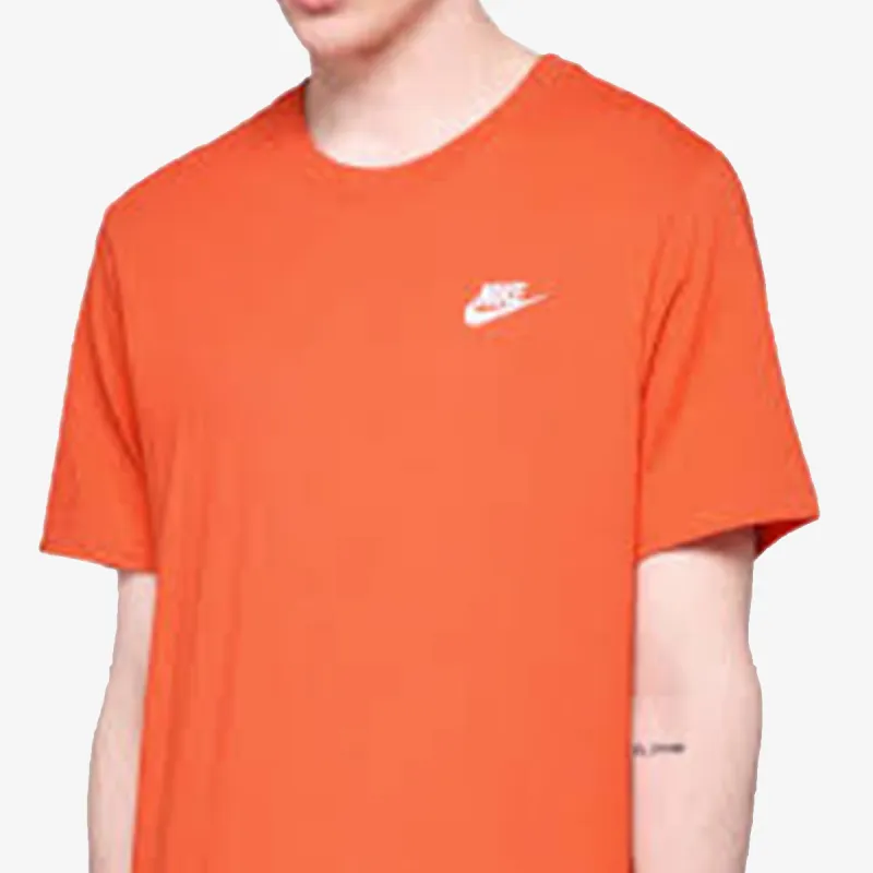 Nike Sportswear Club 