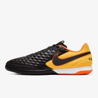 Nike REACT LEGEND 8 PRO IC 