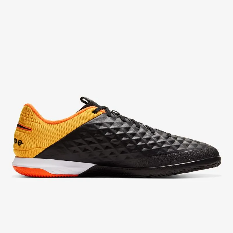 Nike REACT LEGEND 8 PRO IC 