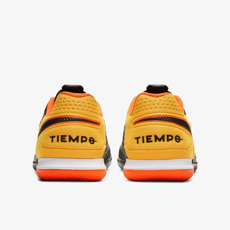 Nike REACT LEGEND 8 PRO IC 