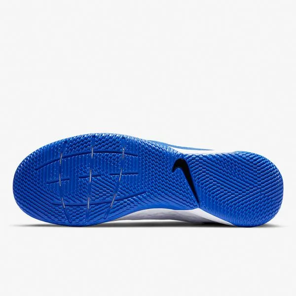 Nike REACT LEGEND 8 PRO IC 