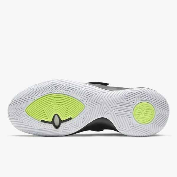 Nike KYRIE FLYTRAP III 