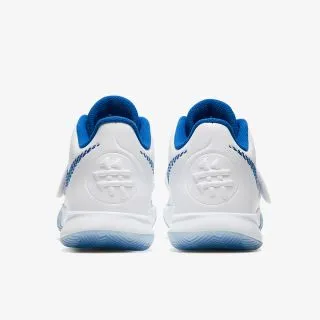 Nike KYRIE FLYTRAP III 