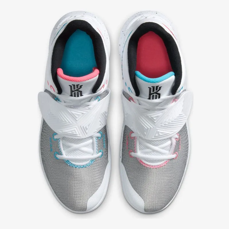 Nike KYRIE FLYTRAP III 