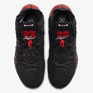 Nike LEBRON XVII 