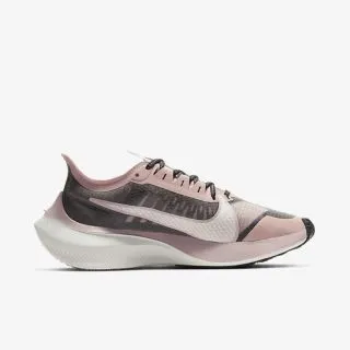 Nike WMNS NIKE ZOOM GRAVITY 