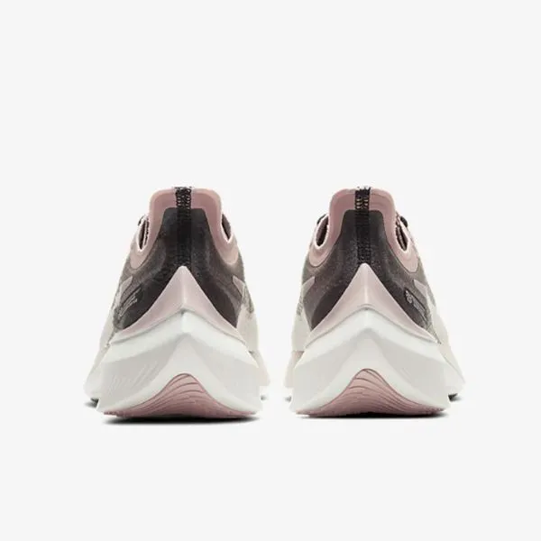 Nike WMNS NIKE ZOOM GRAVITY 