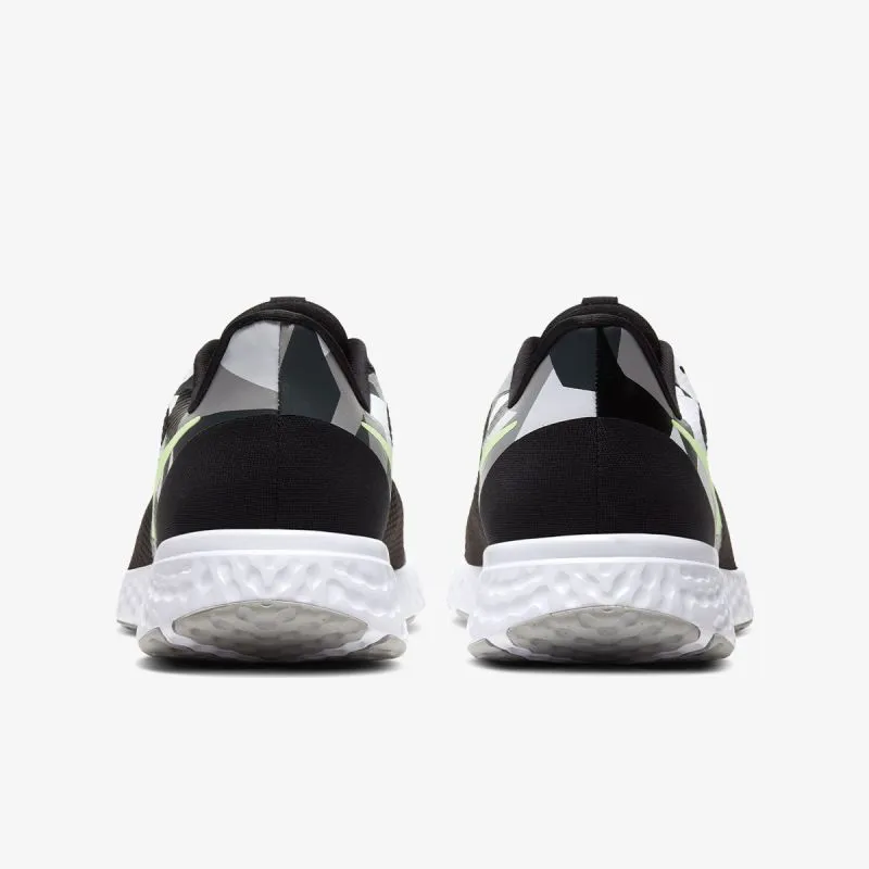 Nike NIKE REVOLUTION 5 