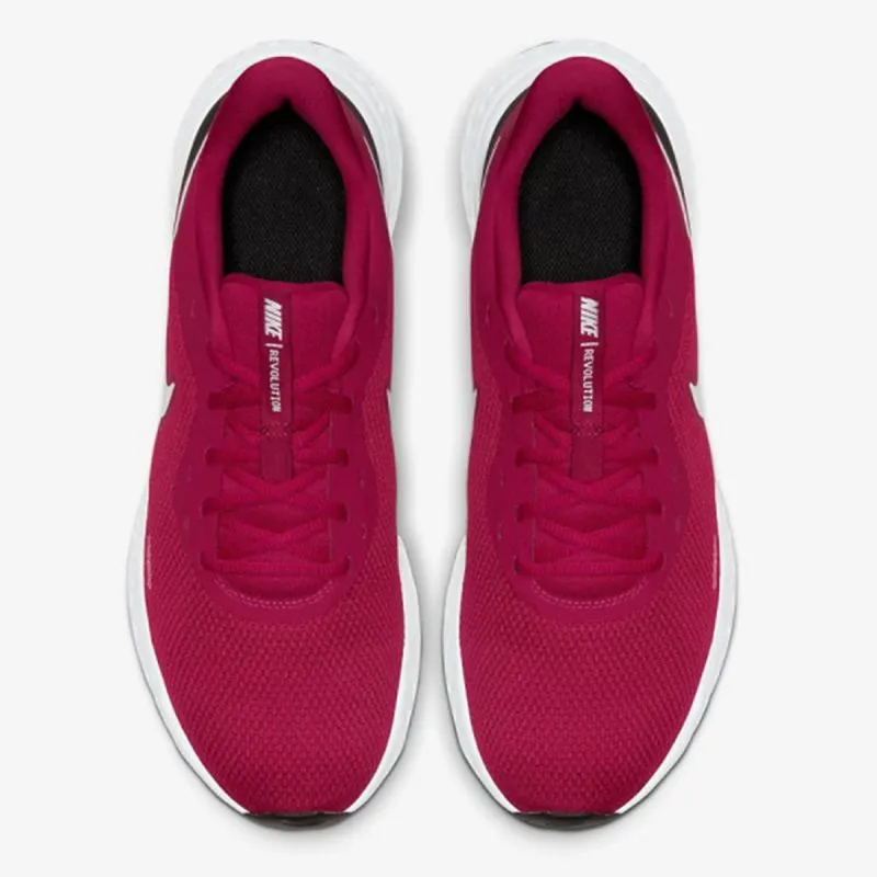 Nike REVOLUTION 5 