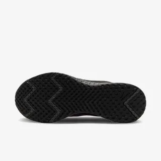 Nike Revolution 5 