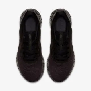 Nike Revolution 5 