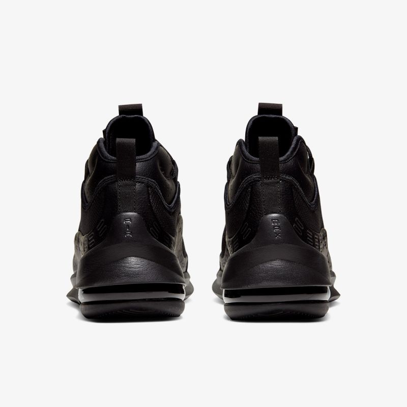 nike air axis mid