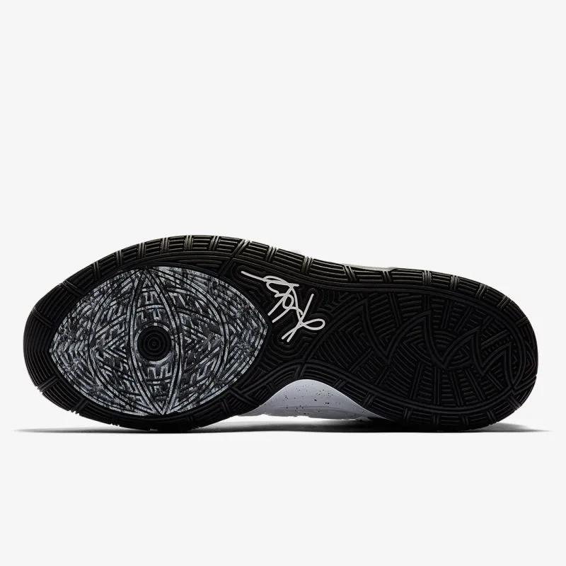 Nike KYRIE VI 