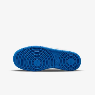 Nike Court Borough 2 