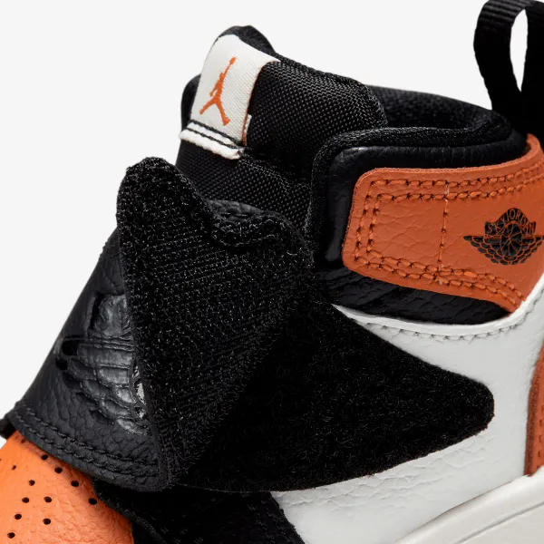 Nike SKY JORDAN 1 BT 