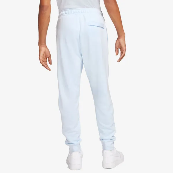 Nike Sportswear Club 