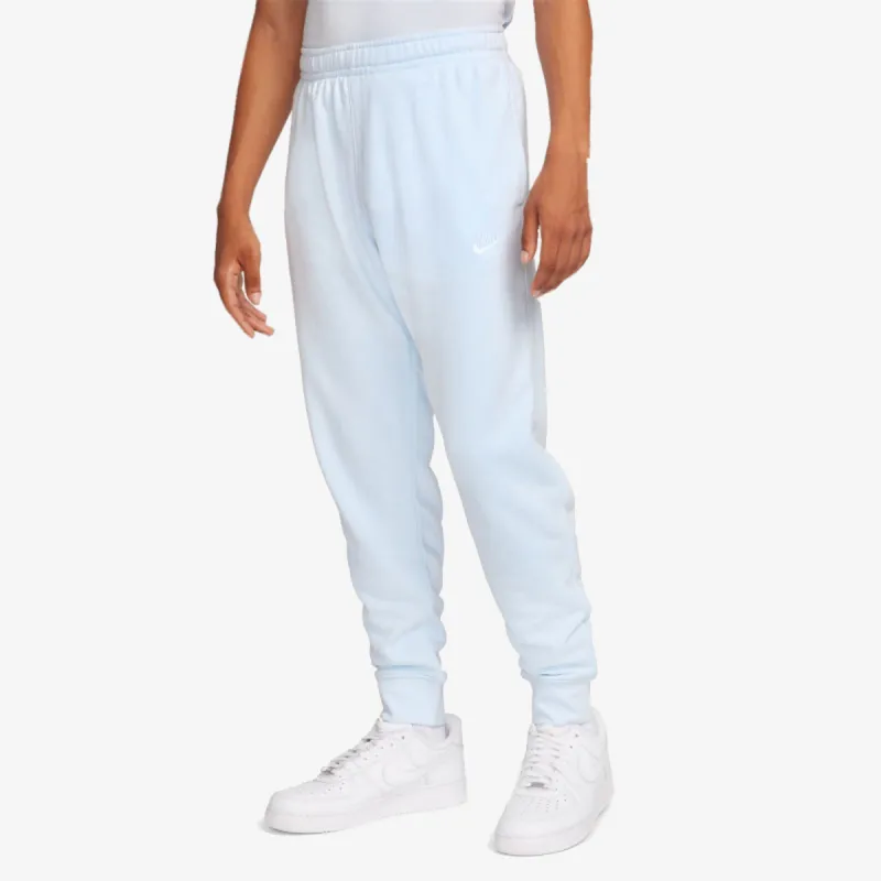 Nike Sportswear Club 