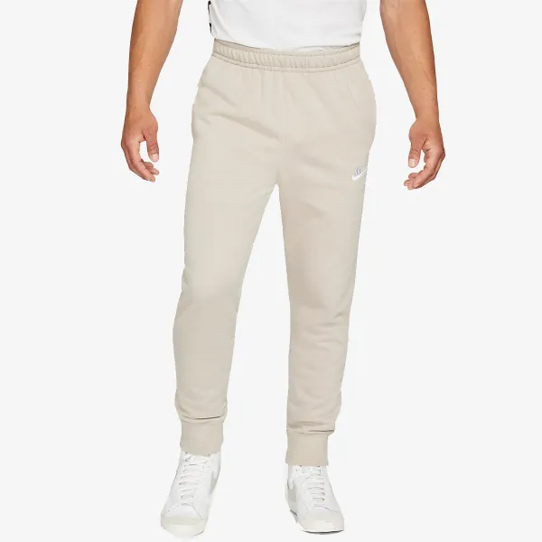 Nike Sportswear Club 