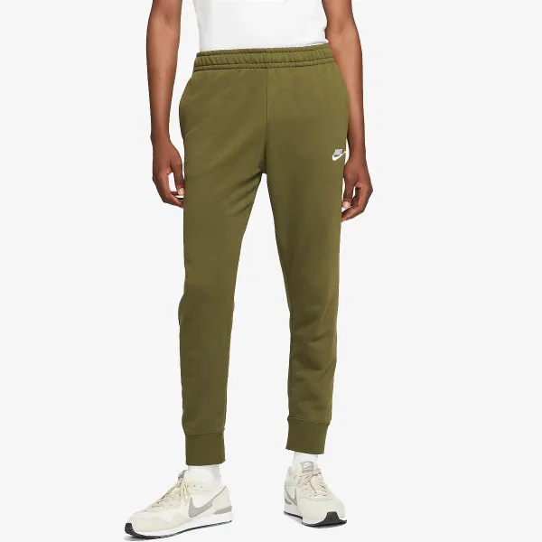 Nike Sportswear Club 