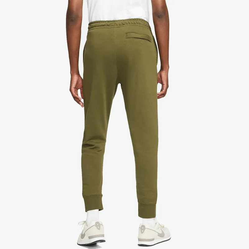 Nike Sportswear Club 