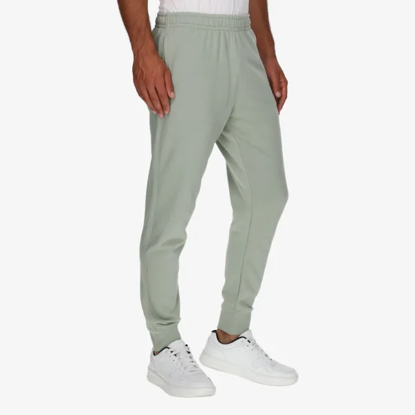 Nike Sportswear Club 