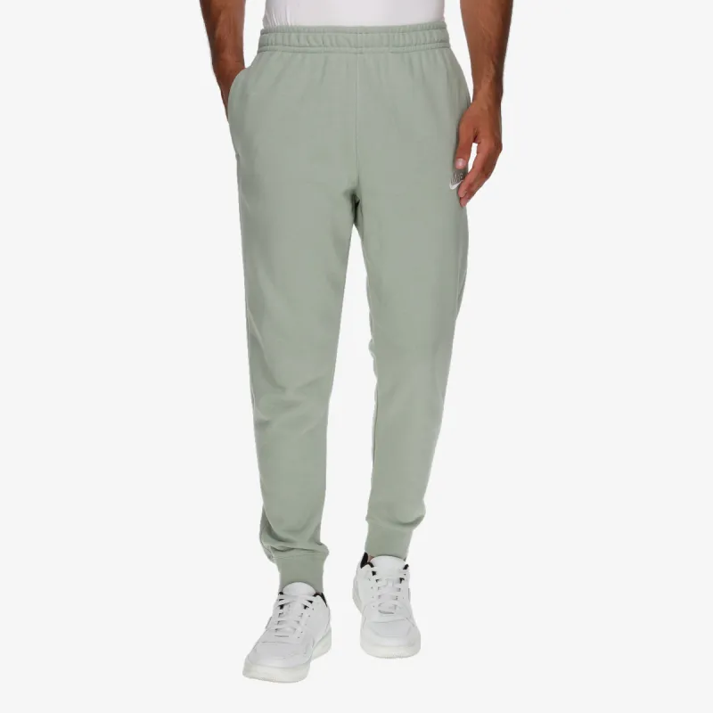 Nike Sportswear Club 