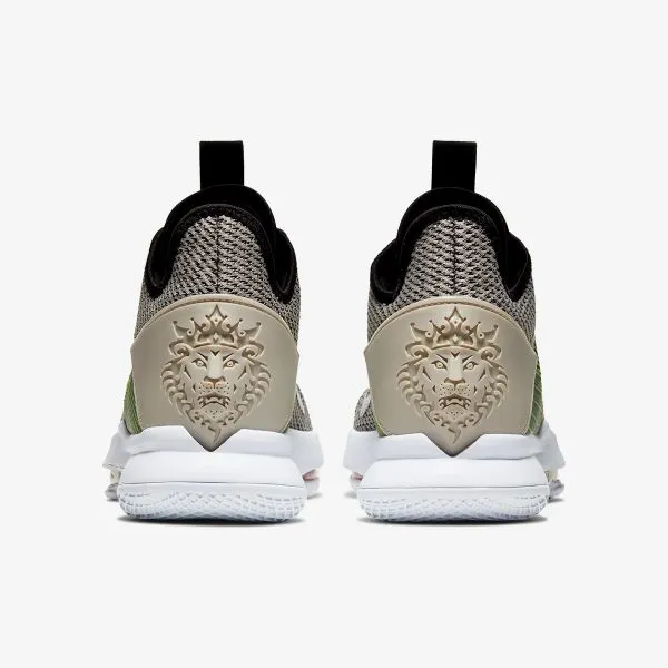 Nike LEBRON WITNESS IV 
