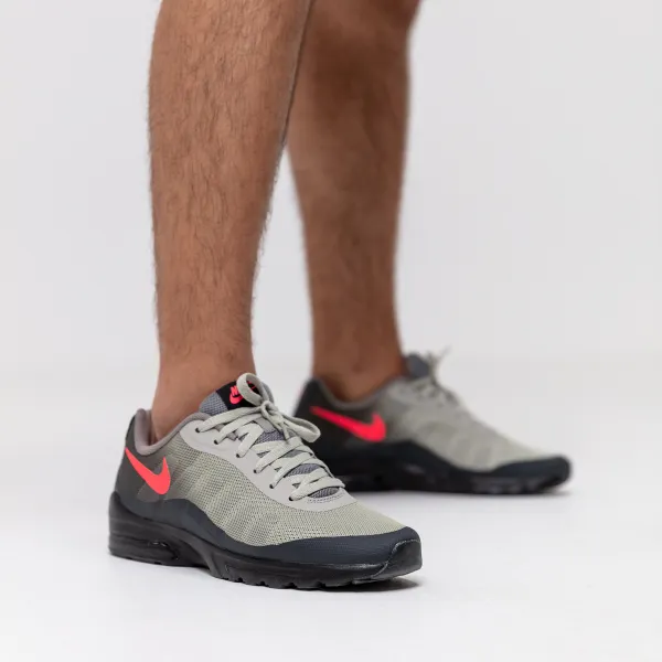 Nike AIR MAX INVIGOR I 
