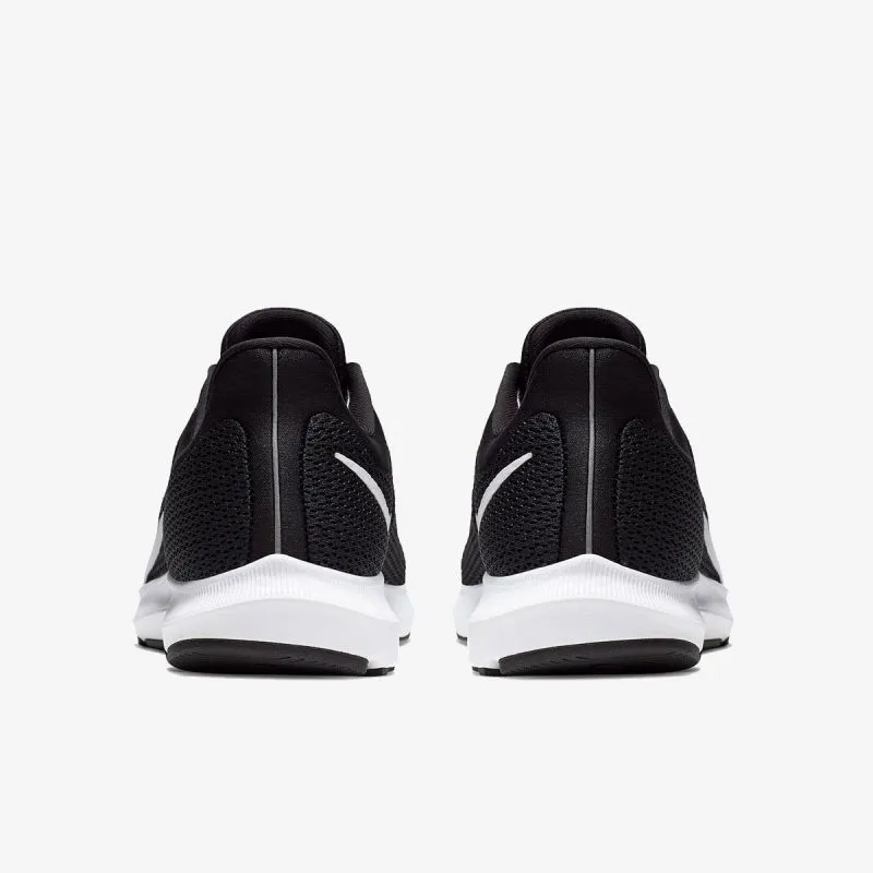 Nike NIKE QUEST 2 