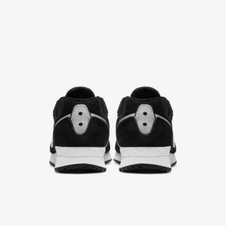 Nike Venture Runner 