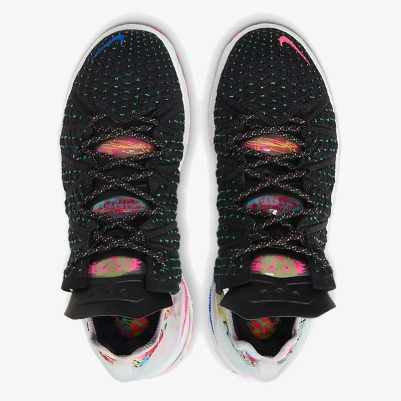 Nike LEBRON XVIII 