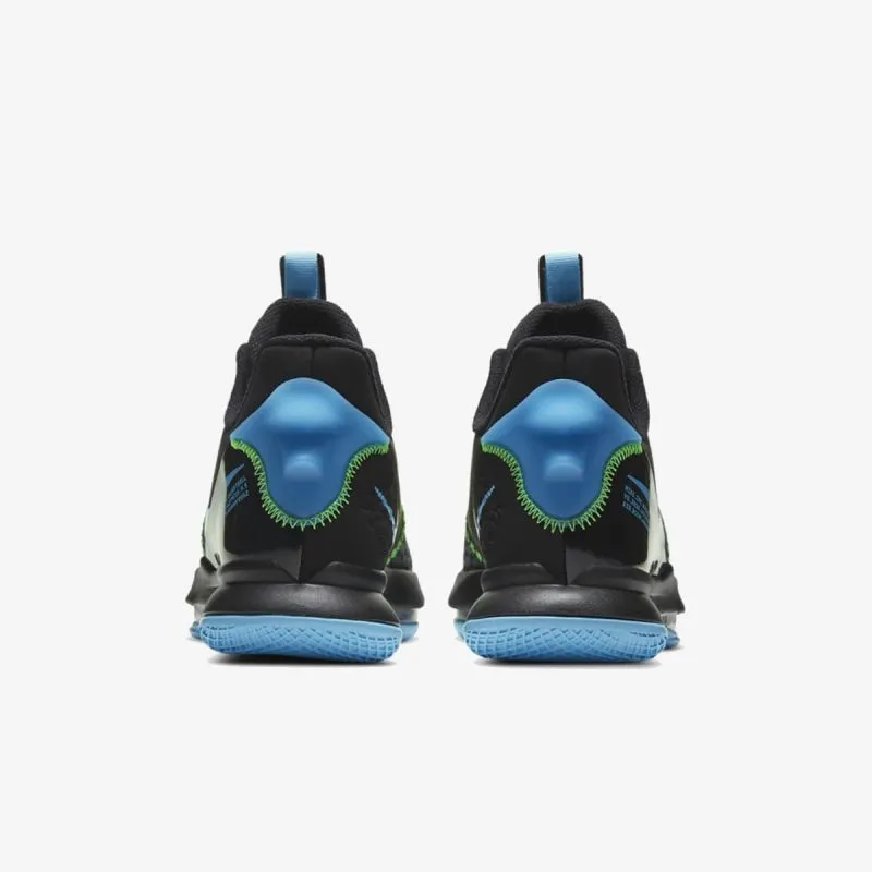 Nike LEBRON WITNESS V 
