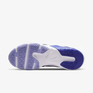 Nike Legend Essential 2 