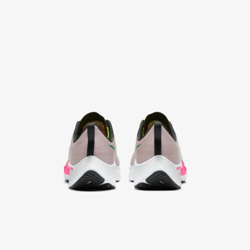 Nike W NIKE AIR ZOOM PEGASUS 37 PRM 