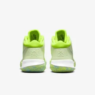 Nike KYRIE FLYTRAP IV 