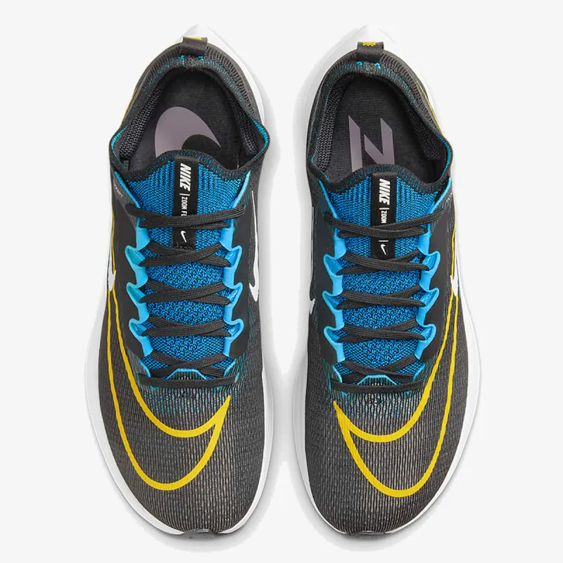 Nike Zoom Fly 4 