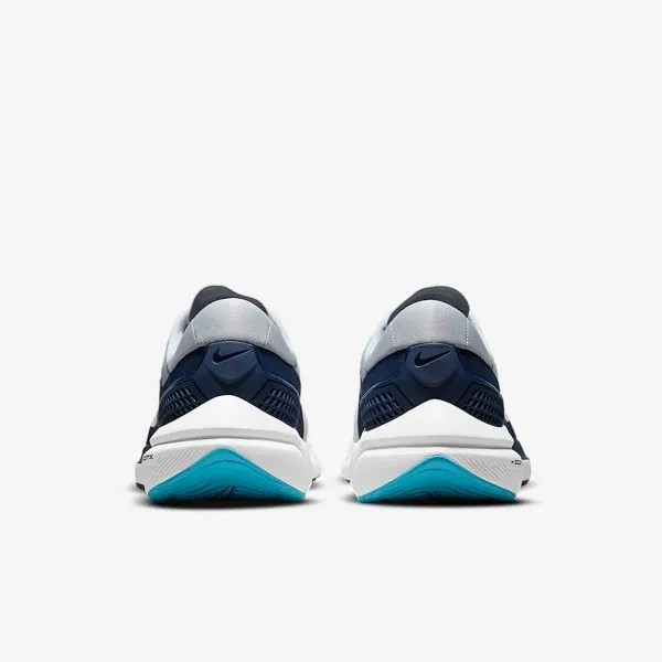 Nike NIKE AIR ZOOM VOMERO 15 