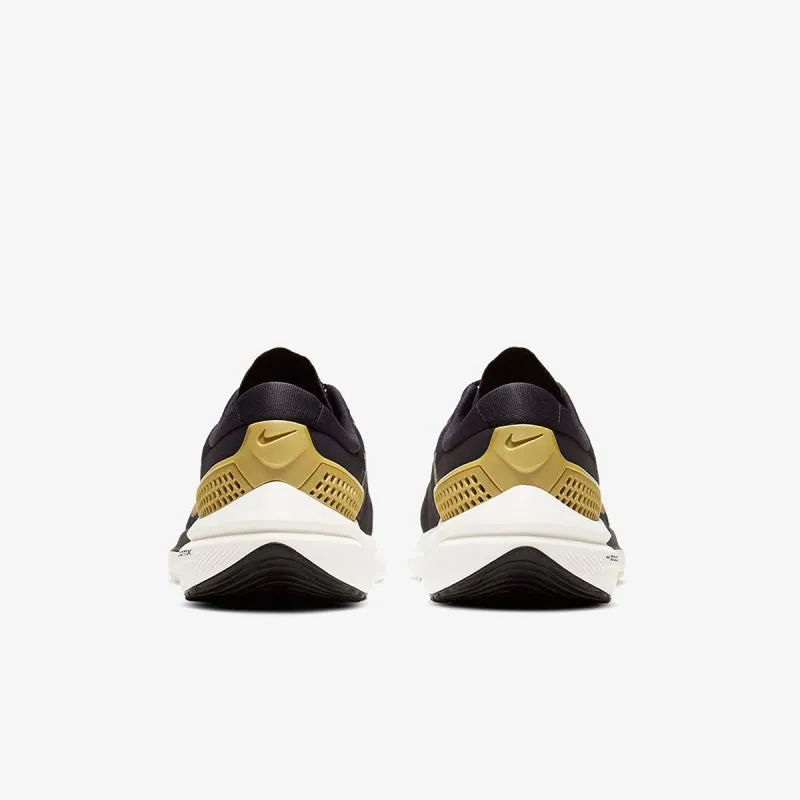 Nike Air Zoom Vomero 15 Women's Running Shoe 