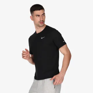 Nike DriFIT Miler 