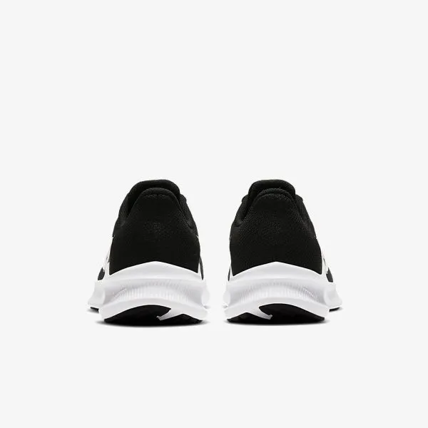 Nike Downshifter 11 