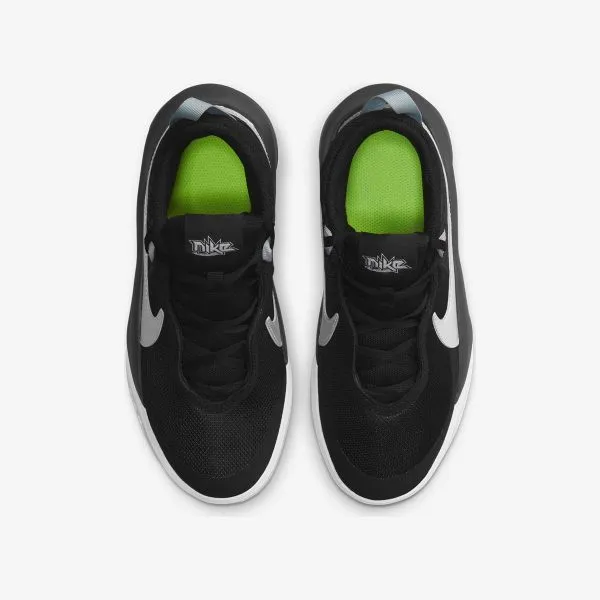 Nike Team Hustle D 10 